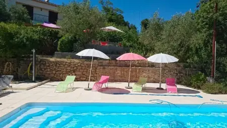 Villa chaleureuse en sud Ardèche avec piscine privée 200 m² - Photo 1