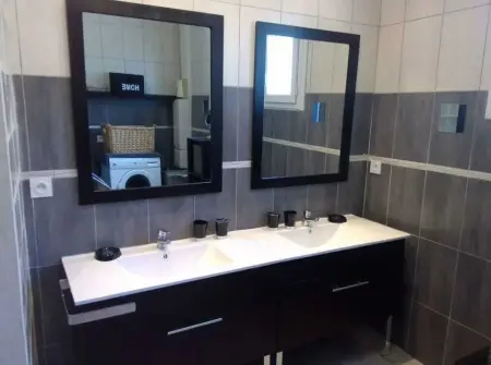 Villa chaleureuse en sud Ardèche avec piscine privée 200 m² - Photo 10