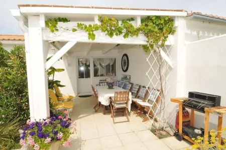 Maison accueillante avec jardin, Sainte-Marie-de-Ré - Photo 1