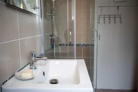 Maison conviviale avec jardin à Pordic - Idéale pour 13 pers. - Photo 9