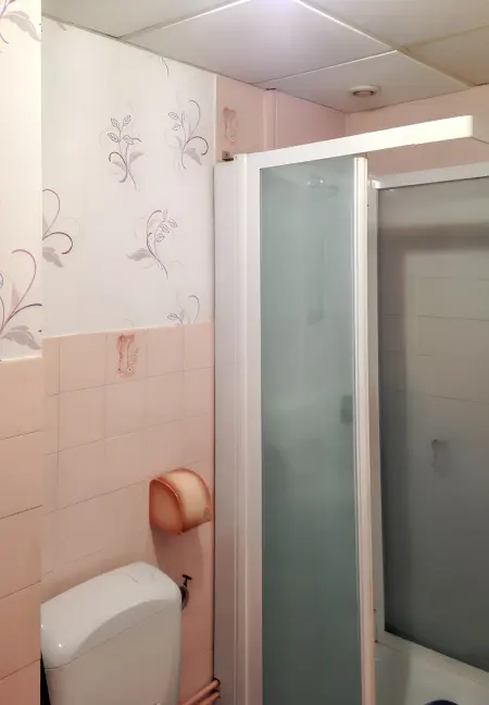 Appartement accueillant à Néris-les-Bains - 35 m², terrasse agréable - Photo 11
