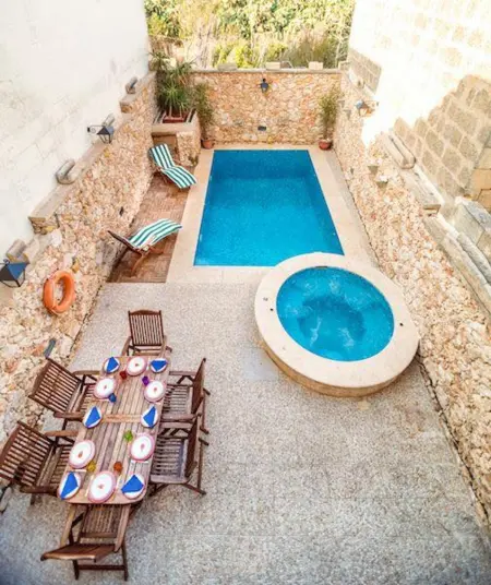 Villa exceptionnelle à In-Nadur avec piscine privée. - Photo 2