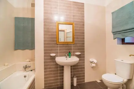 Villa exceptionnelle à In-Nadur avec piscine privée. - Photo 18