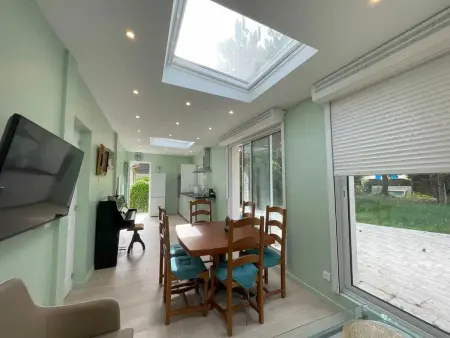 Maison familiale proche de Varaville avec jardin clos et terrasse - Photo 2