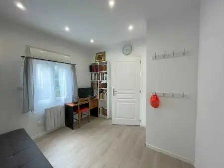 Maison familiale proche de Varaville avec jardin clos et terrasse - Photo 11