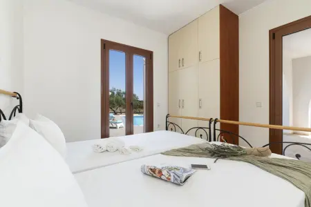 Villa ensoleillée à Kolympia avec piscine privée - Photo 16