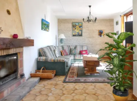 Villa Charmante à Pompignan avec Piscine et Jardin - Photo 3