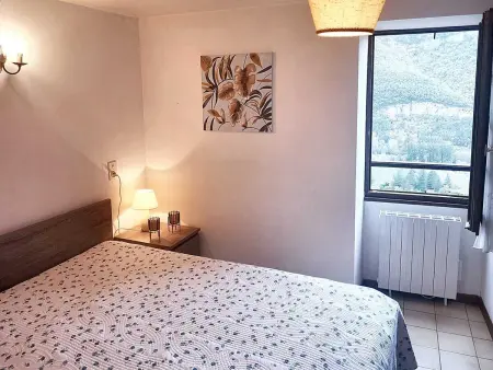 Maison pittoresque à Mostuéjouls avec vue sur la montagne - Photo 2