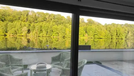 Villa spacieuse avec vue sur la Meuse et équipements complets - Photo 42