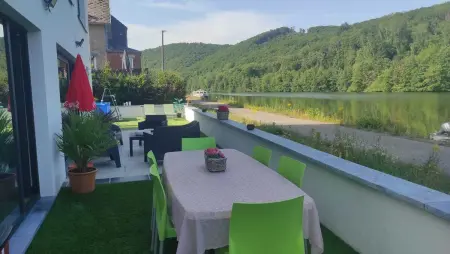 Villa spacieuse avec vue sur la Meuse et équipements complets - Photo 72