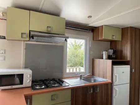 Bungalow charmant à Argences-en-Aubrac avec piscine partagée - Photo 1