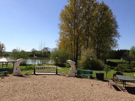 Villa spacieuse et conviviale à Courtenay avec jardin clôturé - Photo 1