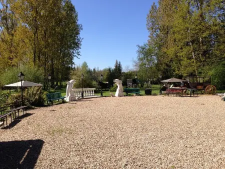 Villa spacieuse et conviviale à Courtenay avec jardin clôturé - Photo 31