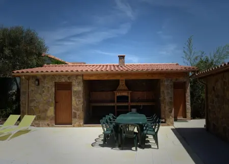 Grande Villa Contemporaine à Celorico de Basto avec Piscine Privée - Photo 1