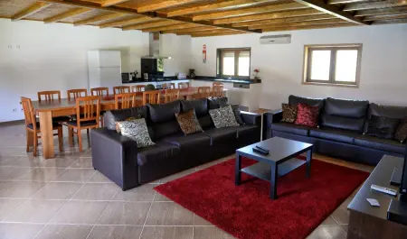 Grande Villa Contemporaine à Celorico de Basto avec Piscine Privée - Photo 2