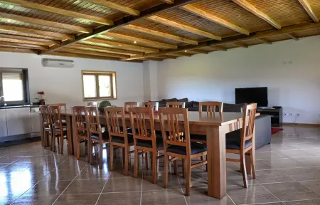 Grande Villa Contemporaine à Celorico de Basto avec Piscine Privée - Photo 13