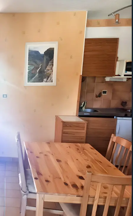 Studio douillet à Gréoux-les-Bains - 30 m² - Terrasse - Photo 3