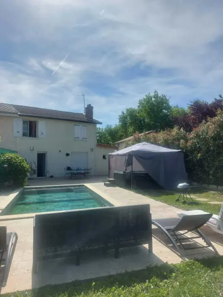 Villa spacieuse avec piscine à Saint-Fons, Villa 8 personnes à Saint Fons - Photo 5