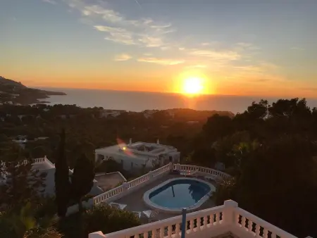 Villa sophistiquée à Sant Josep de sa Talaia avec piscine privée - Photo 11
