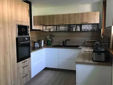 Maison spacieuse à Villeneuve-lès-Avignon avec jardin 150 m² - Photo 11