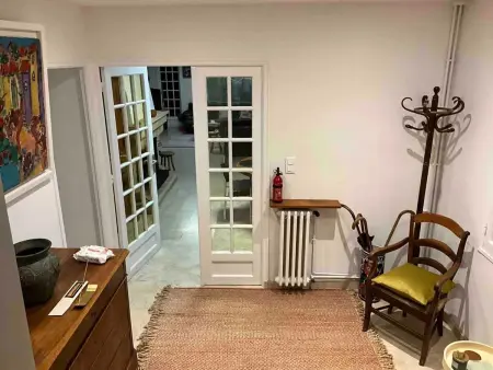 Maison spacieuse à Villeneuve-lès-Avignon avec jardin 150 m² - Photo 12