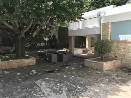 Maison spacieuse à Villeneuve-lès-Avignon avec jardin 150 m² - Photo 33