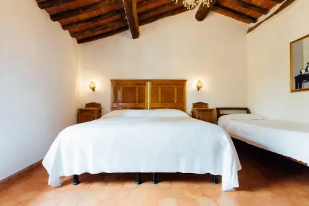 Villa élégante à Santa Fiora avec piscine privée - Photo 9