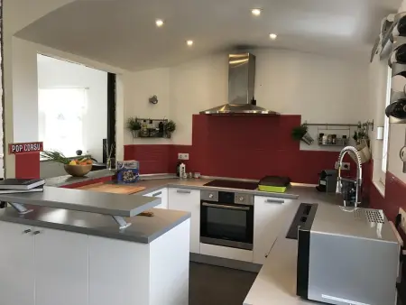 Villa ensoleillée à Pietralba avec piscine privée - Photo 4