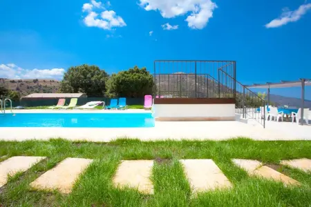 Villa ensoleillée à Pietralba avec piscine privée - Photo 21