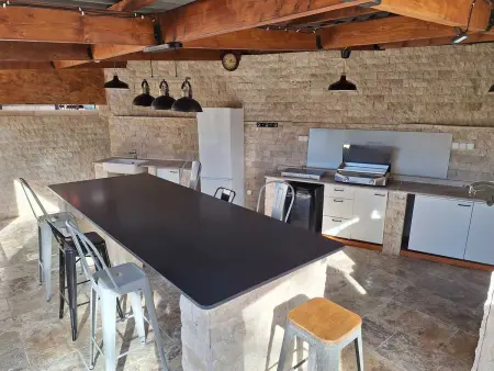 Maison conviviale avec jardin proche Avignon + piscine partagée - Photo 22