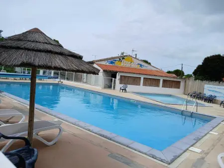 Bungalow charmant à Meschers-sur-Gironde avec piscine partagée - Photo 11