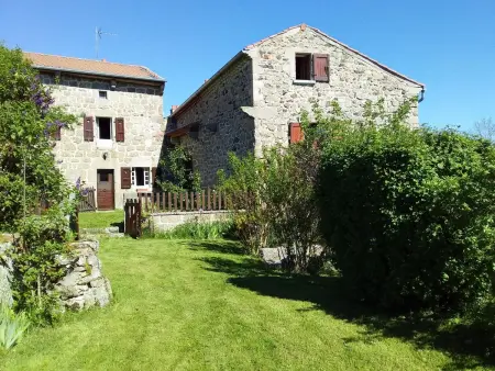 Maison de charme avec jardin à Cubelles, idéale en famille - Photo 11