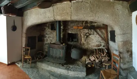 Maison de charme avec jardin à Cubelles, idéale en famille - Photo 20