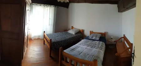 Maison de charme avec jardin à Cubelles, idéale en famille - Photo 23