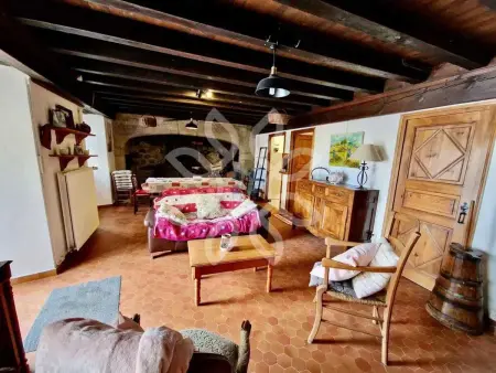Maison de charme avec jardin à Cubelles, idéale en famille - Photo 26