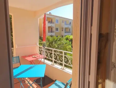 Appartement charmant Roquebrune 35m² piscine partagée - Photo 3