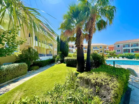 Appartement charmant Roquebrune 35m² piscine partagée - Photo 15