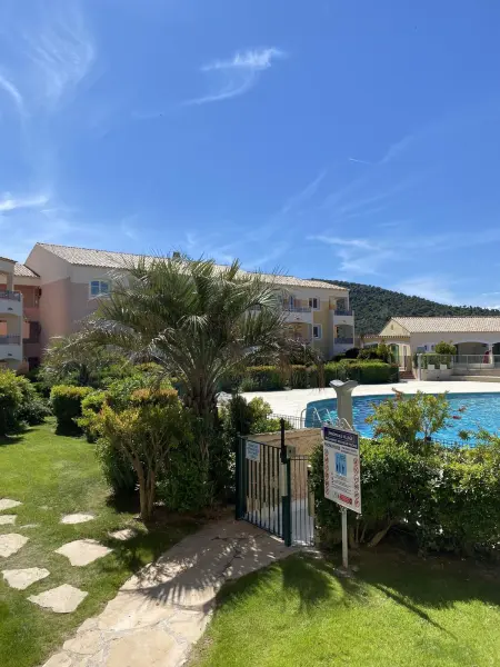 Appartement charmant Roquebrune 35m² piscine partagée - Photo 18
