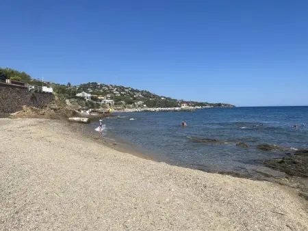 Appartement charmant Roquebrune 35m² piscine partagée - Photo 38