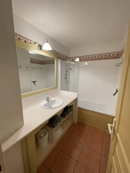Appartement charmant Roquebrune 35m² piscine partagée - Photo 48