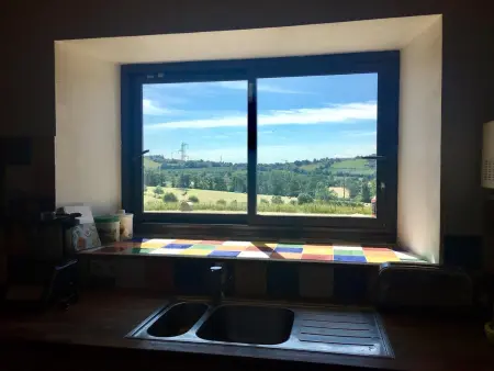 Maison spacieuse avec vue sur la montagne à Naucelles - Photo 2