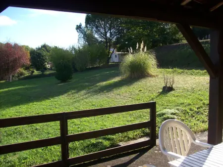 Charmante maison à Puy-l'Évêque avec jardin et balcon - Photo 2