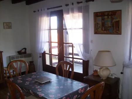 Charmante maison à Puy-l'Évêque avec jardin et balcon - Photo 3