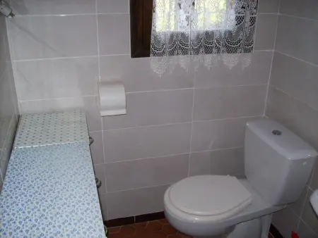Charmante maison à Puy-l'Évêque avec jardin et balcon - Photo 14
