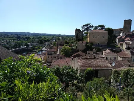Charmante maison à Puy-l'Évêque avec jardin et balcon - Photo 17