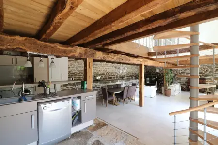 Maison confortable à Thégra avec grand jardin, idéale pour familles. - Photo 9