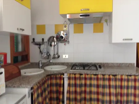 Appartement charmant à Calasetta - 38 m² - Parking - Photo 3