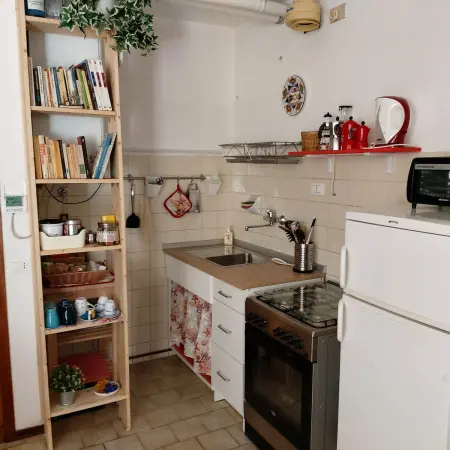 Maison charmante à Marina di Ravenna avec jardin clôturé - Photo 3