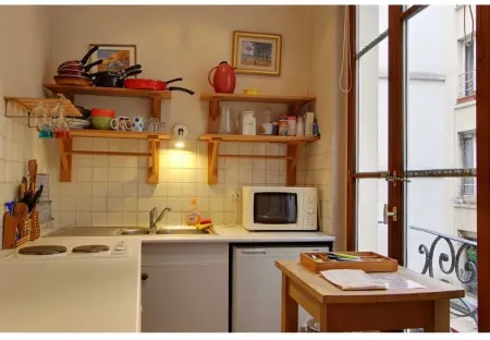 Studio convivial à Paris, 30 m² avec vue sur la ville - Photo 2