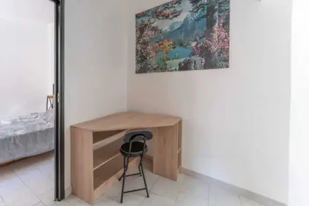 Appartement moderne à L'Isle-sur-la-Sorgue, 50 m² avec parking. - Photo 6